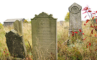 Inwentaryzacja macew dawnego cmentarza żydowskiego Inwentaryzacja macew dawnego cmentarza żydowskiego